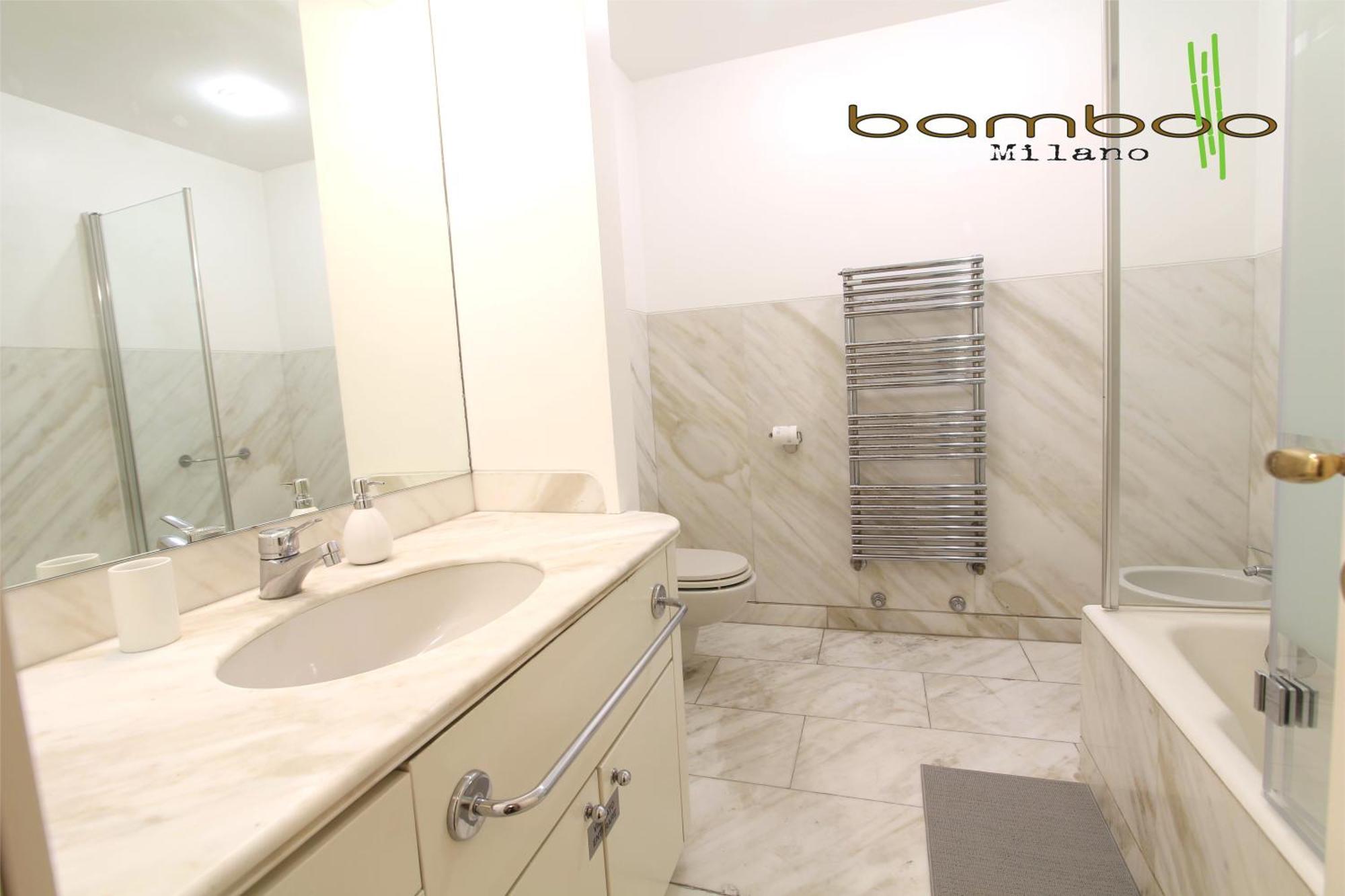 Bamboo Milano Unione Top Class Exteriör bild